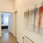 Klimatisiertes, Ruhiges Altstadt-apartment Im Zentrum - Traisen *