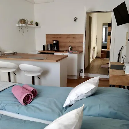 Apartment Ferienapartment Mitten Im Zentrum St. Pölten