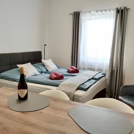 Ferienapartment Mitten Im Zentrum Apartment St. Pölten