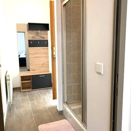 Air-conditioned, Quiet - Center Of - Smart Tv Apartman Sankt Pölten