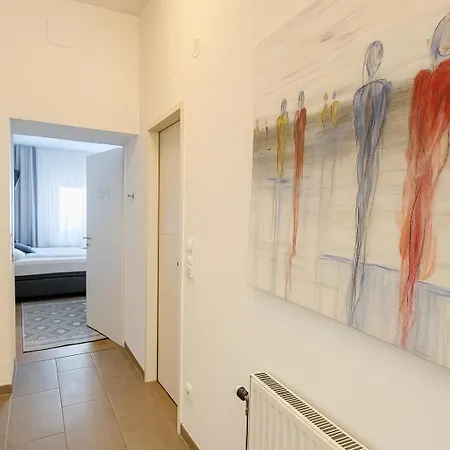 Klimatisiertes, Ruhiges Altstadt-apartment Im Zentrum - Traisen *